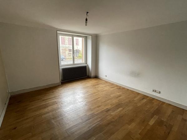 Appartement St Leonard De Noblat - 4 pièce(s) - 69.78 m2 (ref 467)