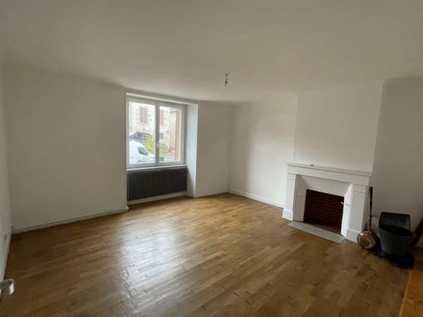 Appartement St Leonard De Noblat - 4 pièce(s) - 69.78 m2 (ref 467)