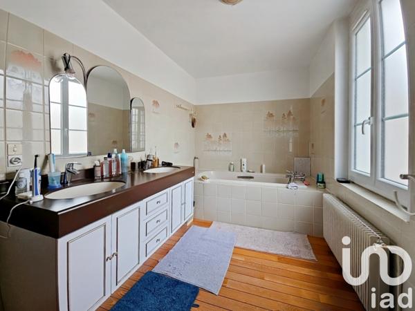 Maison à vendre 9 pièces 224 m² Mantes-la-Ville