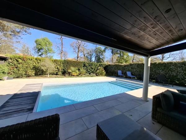 Maison à vendre |  Pessac |  5 pièces | 131 m²