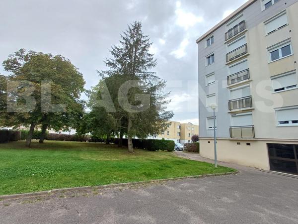 Appartement 65m² , 2 Ch. Lumineux. Résidence calme. Proche Commerces et Ecoles.