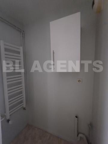 Appartement 65m² , 2 Ch. Lumineux. Résidence calme. Proche Commerces et Ecoles.