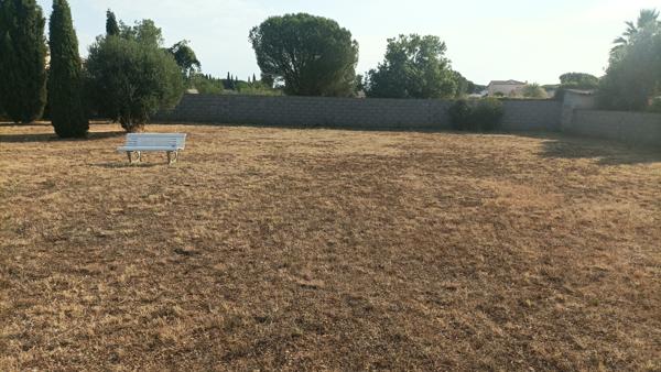 Sallèles-d'Aude (11590) terrain 1000 m2 viabilise