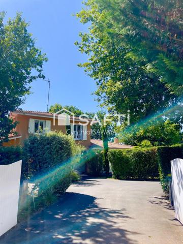 Superbe maison au calme sur belle parcelle avec piscine, garage, ateliers et dépendance T2