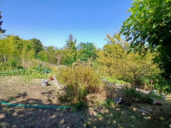 Propriété dans hameau de trois chambres avec vue imprenable.