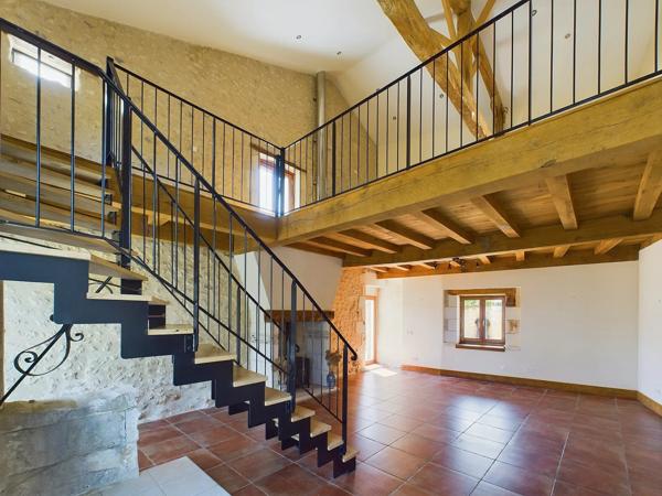 Propriété dans hameau de trois chambres avec vue imprenable.