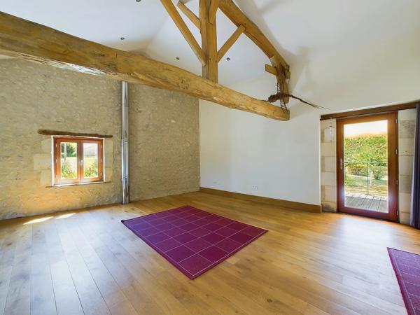 Propriété dans hameau de trois chambres avec vue imprenable.