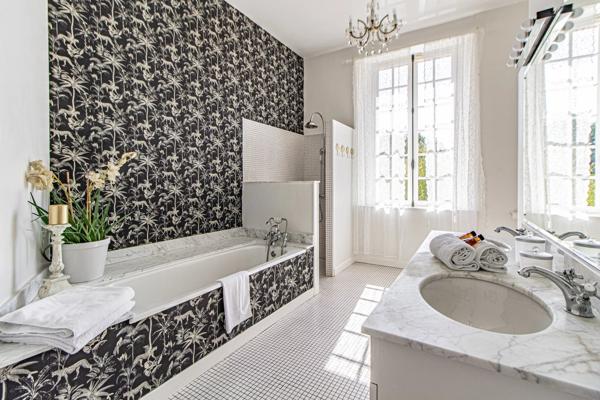 Magnifique domaine en Tarn-et-Garonne avec maison de maître, piscine chauffée et propriété équestre