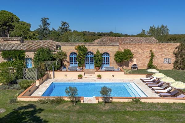 Magnifique domaine en Tarn-et-Garonne avec maison de maître, piscine chauffée et propriété équestre
