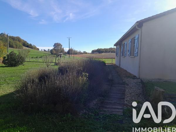 Maison à vendre 4 pièces 96 m² Saint Aulaye-Puymangou