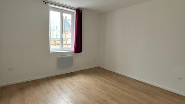APPARTEMENT ENTIEREMENT REFAIT A NEUF CAUDEBEC-LES-ELBEUF
