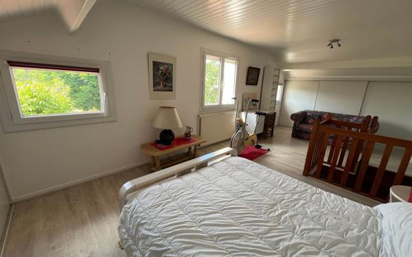 Maison à vendre    4 pièces •  Ambarès-et-Lagrave