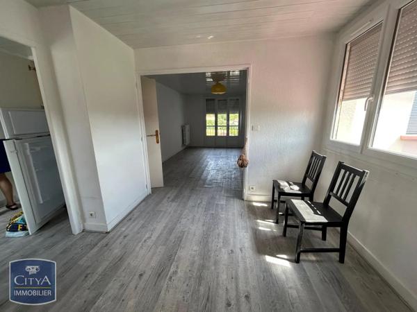 Appartement à louer 4 pièces 67.97m² Besançon (25000)