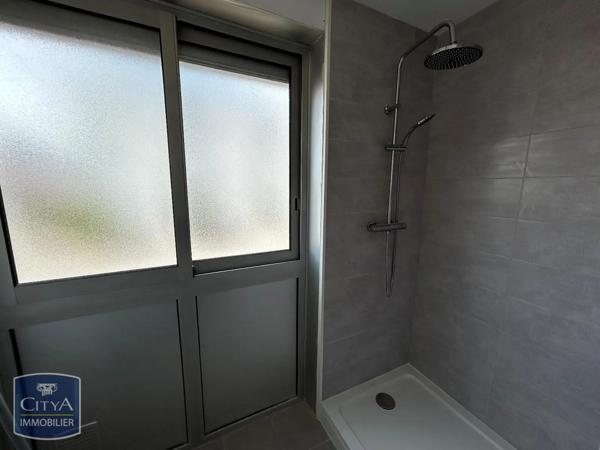 Appartement à louer 4 pièces 67.97m² Besançon (25000)