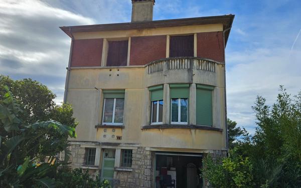 Maison à vendre    5 pièces •  La Seyne-sur-Mer