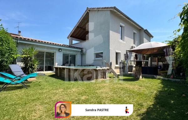 Maison familiale environ 150 m2, 6 pièces avec garage et piscine