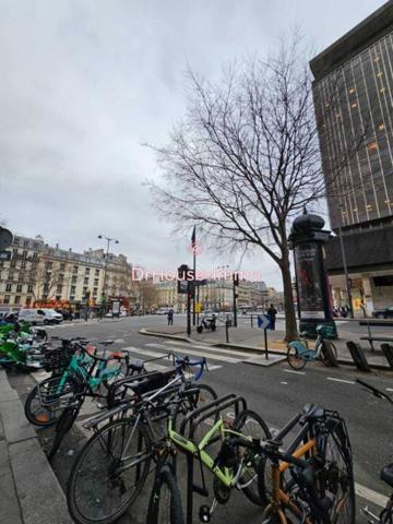 Commerce à vendre 1 pièce de 130 m²