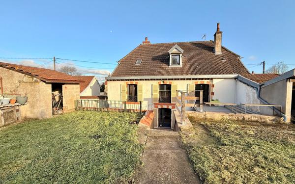 Maison à vendre    4 pièces •  Pontailler-sur-Saône
