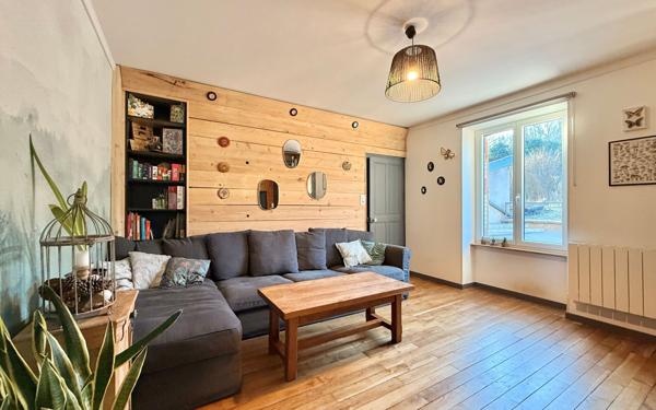 Maison à vendre    4 pièces •  Pontailler-sur-Saône