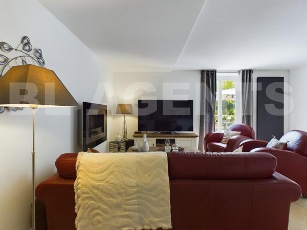 EXCEPTIONNEL CORP DE FERME ENTIEREMENT RENOVE