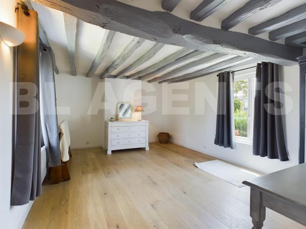 EXCEPTIONNEL CORP DE FERME ENTIEREMENT RENOVE