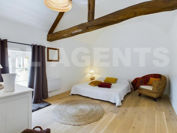 EXCEPTIONNEL CORP DE FERME ENTIEREMENT RENOVE