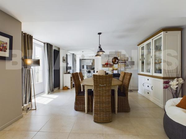 EXCEPTIONNEL CORP DE FERME ENTIEREMENT RENOVE