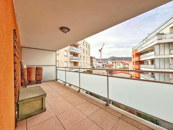 Appartement Clermont Ferrand 1 pièce(s) 68 m2