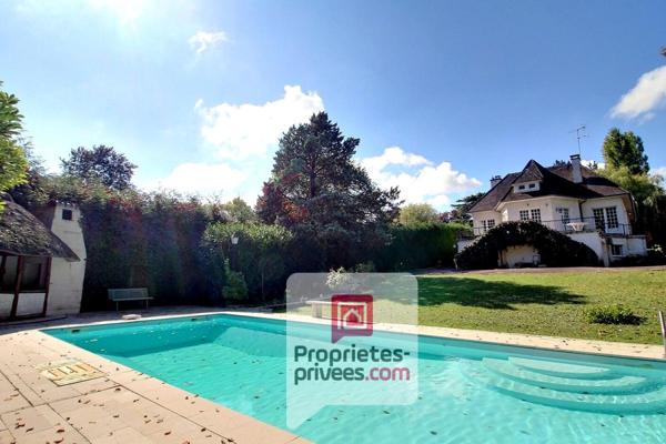 A VENDRE Secteur recherché AMILLY - SPACIEUSE MAISON, PISCINE, JARDIN, ACCES  PRIVATIF AU CANAL DE BRIARE