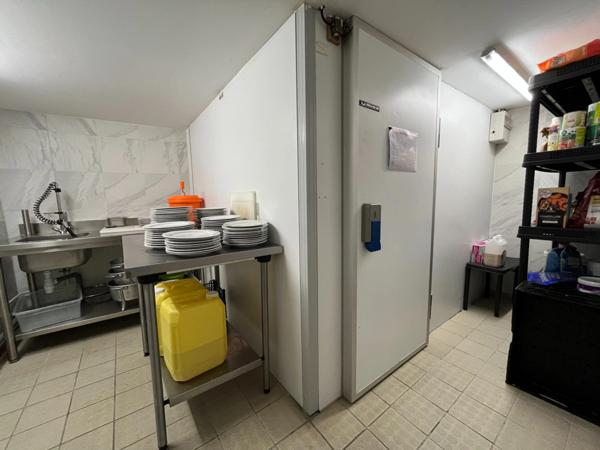 Fonds de commerce Restaurant-Bar à PERRECY LES FORGES (71) avec grand appartement de fonction