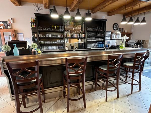 Fonds de commerce Restaurant-Bar à PERRECY LES FORGES (71) avec grand appartement de fonction