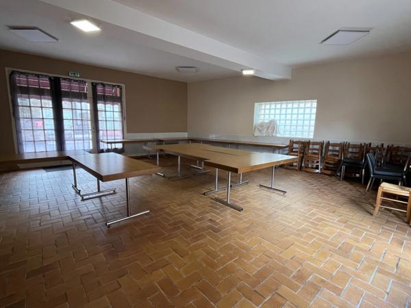 Fonds de commerce Restaurant-Bar à PERRECY LES FORGES (71) avec grand appartement de fonction