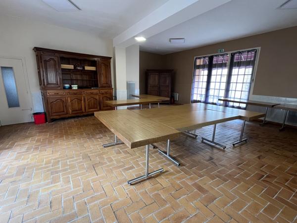 Fonds de commerce Restaurant-Bar à PERRECY LES FORGES (71) avec grand appartement de fonction