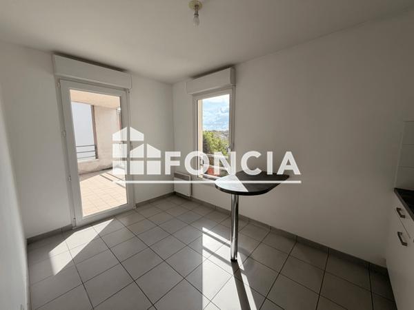 Location Appartement 3 pièces 71.37 m² - 66/68 AVENUE VICTOR CHATENAY Angers 49000