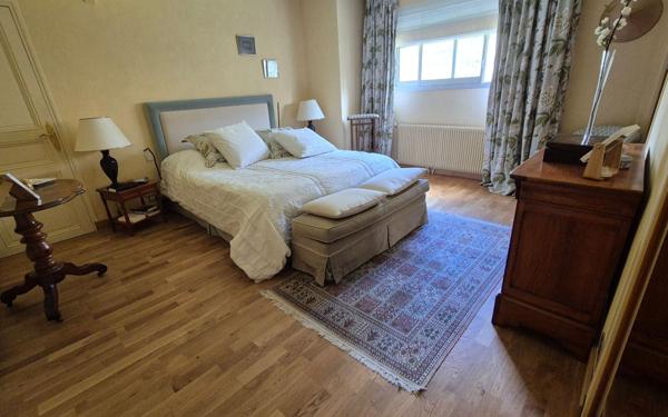 Maison à vendre    7 pièces • 187 m2 Saint-Pierre-lès-Elbeuf