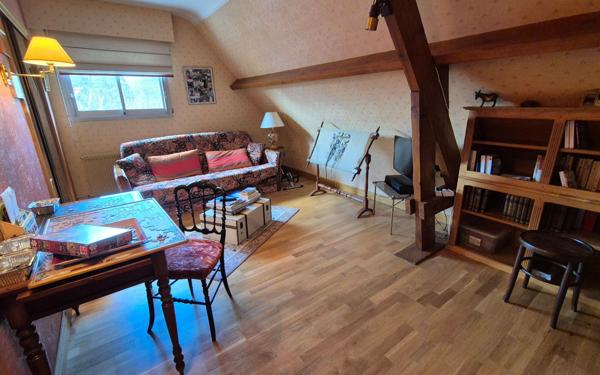 Maison à vendre    7 pièces • 187 m2 Saint-Pierre-lès-Elbeuf