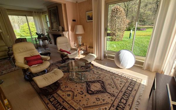 Maison à vendre    7 pièces • 187 m2 Saint-Pierre-lès-Elbeuf