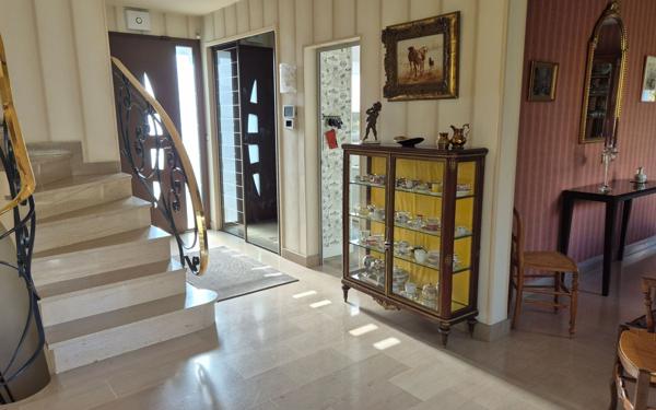 Maison à vendre    7 pièces • 187 m2 Saint-Pierre-lès-Elbeuf