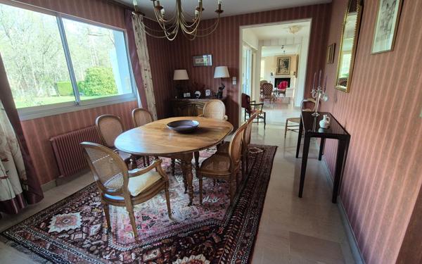 Maison à vendre    7 pièces • 187 m2 Saint-Pierre-lès-Elbeuf