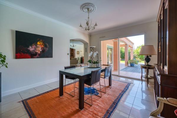 Maison d’exception avec 4 suites parentale piscine et prestations haut de gamme