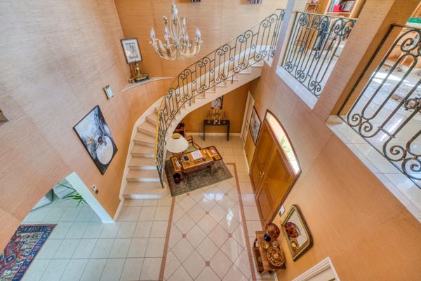 Maison d’exception avec 4 suites parentale piscine et prestations haut de gamme