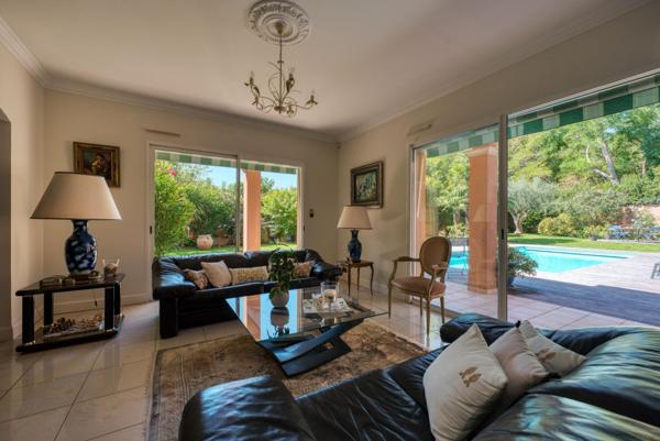 Maison d’exception avec 4 suites parentale piscine et prestations haut de gamme