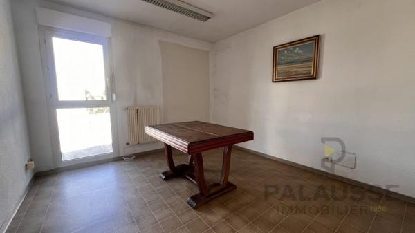 172 m² – 1er étage entier – bureaux + potentiel 3 logements