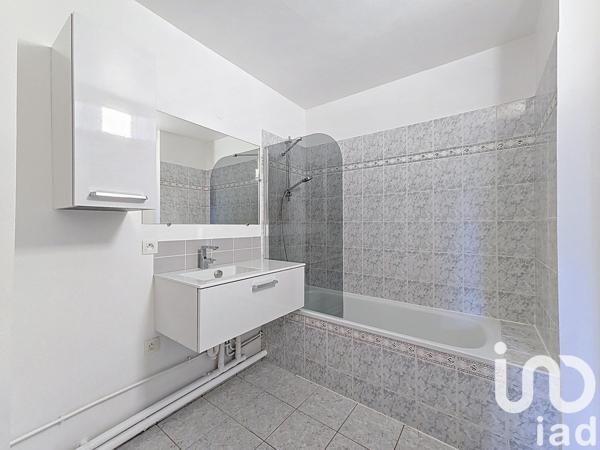 Appartement à vendre 2 pièces 44 m² Chevry-Cossigny