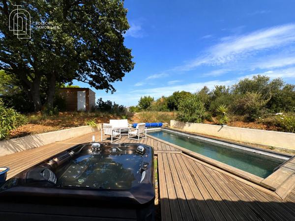 Toeschi Immobilier vous propose cette charmante maison en bois