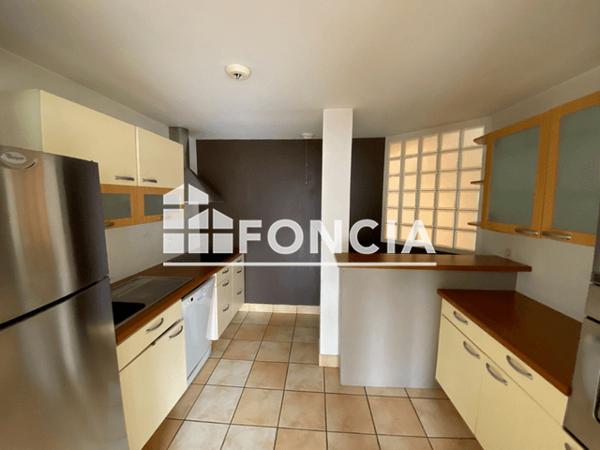 Location Appartement 4 pièces 93.96 m² - 8 BOULEVARD JULES BRIERE Beauvais 60000