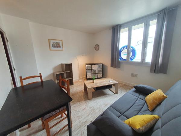 LOCATION : appartement F1 meublé à VALENCE