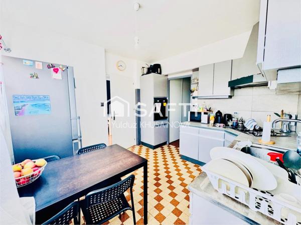 APPARTEMENT T4 TRAVERSANT AU CALME + LE GARAGE + LA CAVE