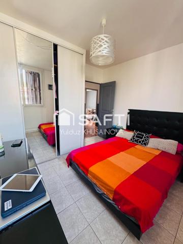 APPARTEMENT T4 TRAVERSANT AU CALME + LE GARAGE + LA CAVE