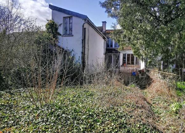 Maison à vendre    6 pièces •  Laferté-sur-Aube